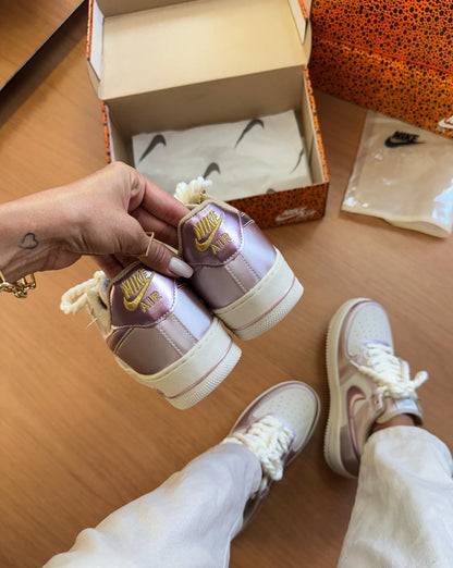 Tênis Nike Air Force Metalizado Luxo