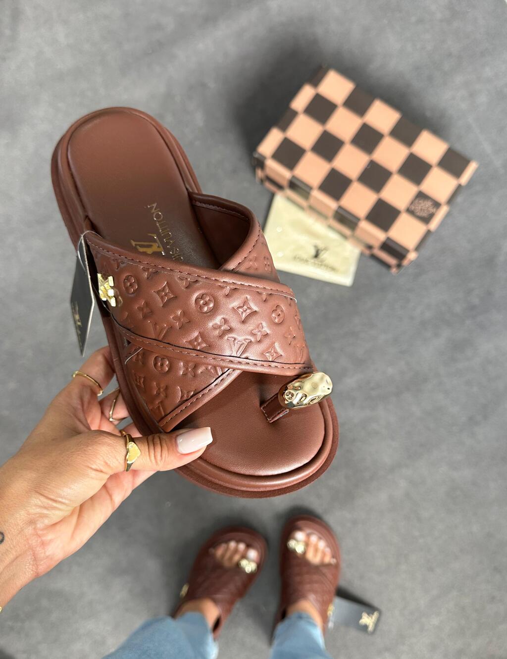 Flat Louis Vuitton Luxo