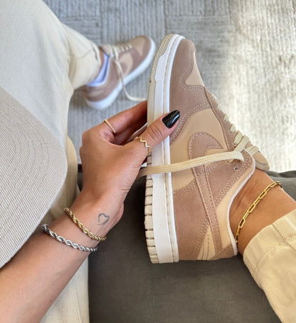 Tênis Nike Dunk Low Rose Camurça