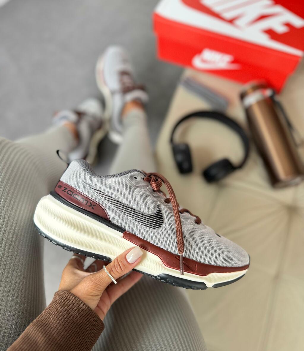 Tênis Nike Zoom X Cinza e Marrom