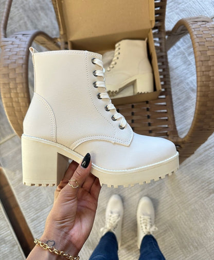 Bota Coturno Antonela Creme Prime