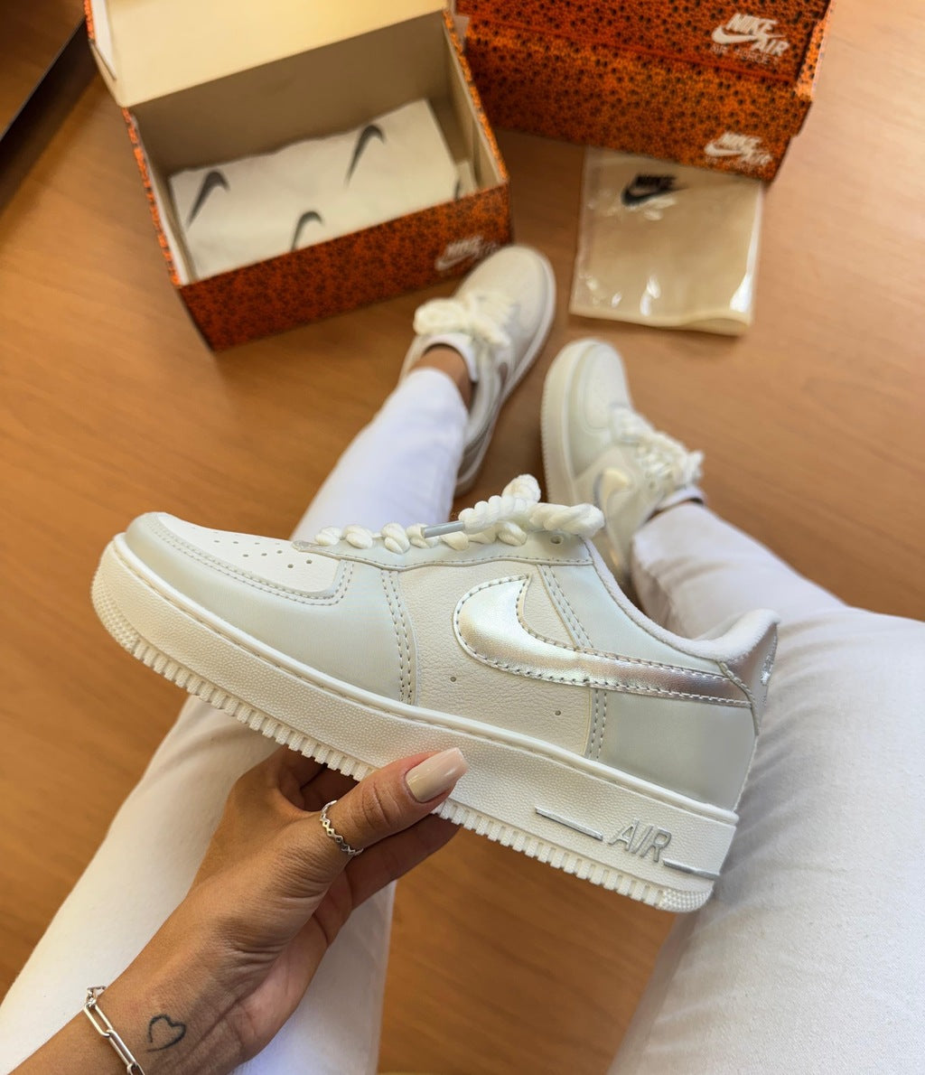 Tênis Nike Air Force Metalizado Luxo