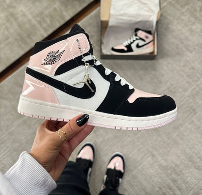 Tênis Nike Jordan Low Chicago Prime Rose Preto