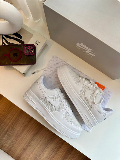 Tênis Nike Air Force Star Gliter