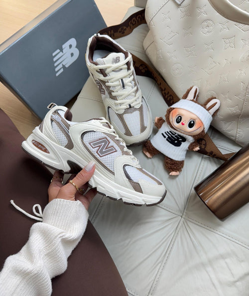 Tênis New Balance 530 Off Café Retrô Luxo