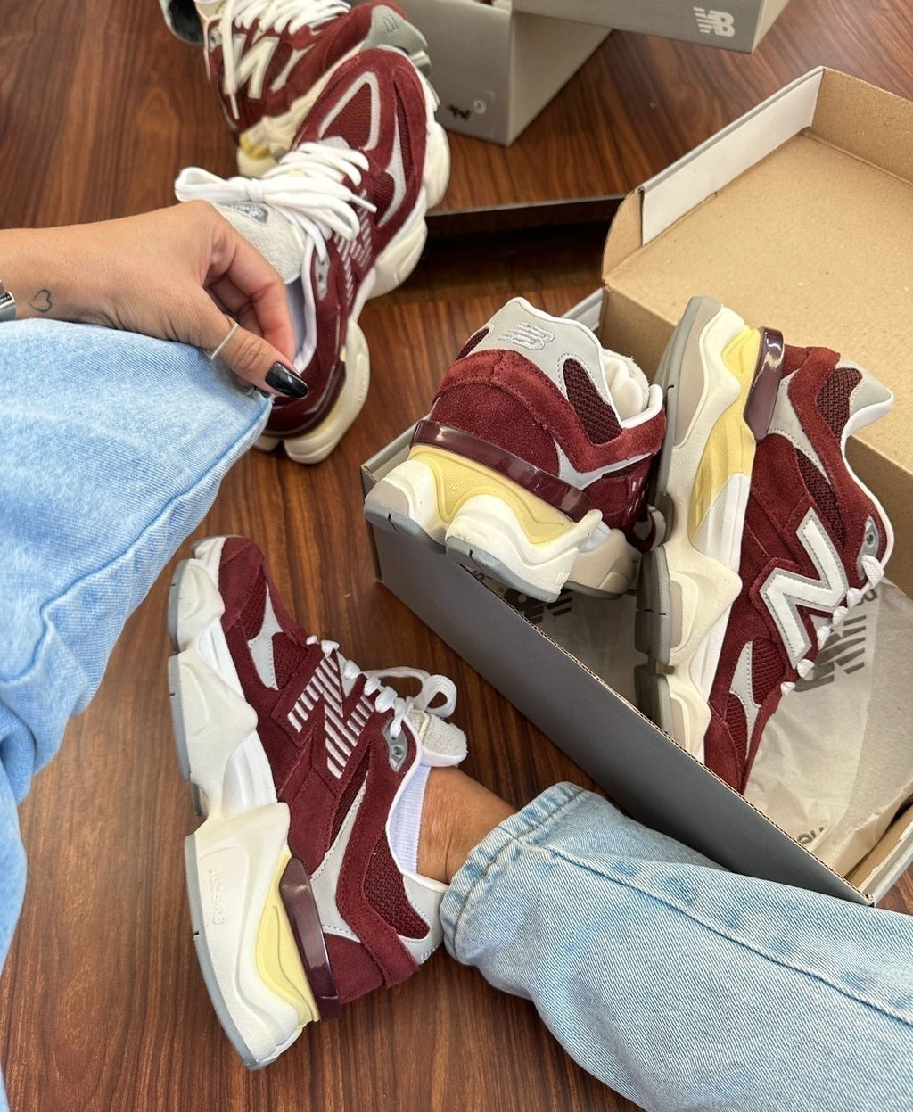 Tênis New Balance 9060 Bordo Couro 100% Legítimo