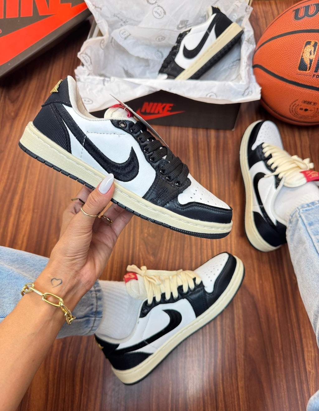 Tênis Nike Jordan Low X Travis Scott Prime