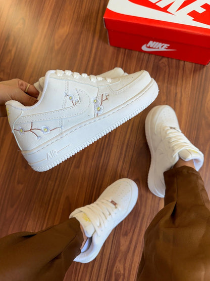 Tênis Nike Air Force Branco Flowers