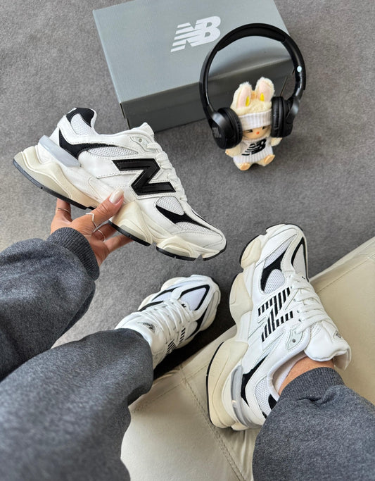 Tênis New Balance 9060 Branco e Preto Couro 100% Legítimo