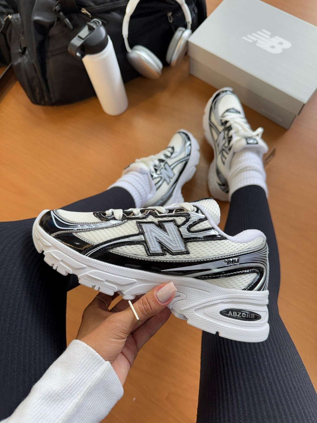 Tênis New Balance 740 Prime