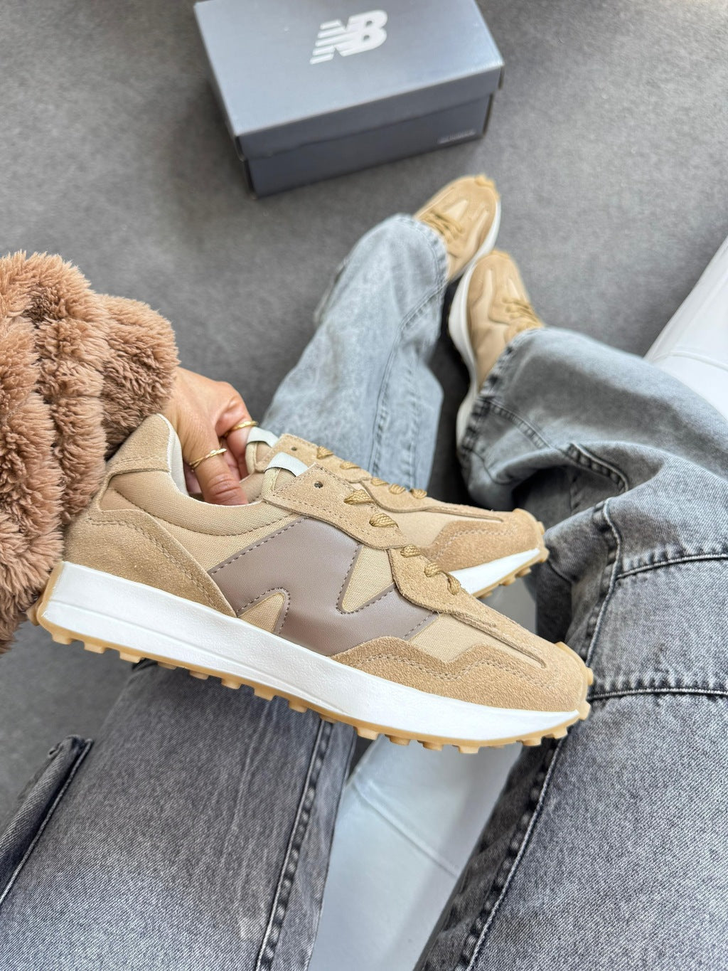 Tênis New Balance 327 Couro 100% Legítimo