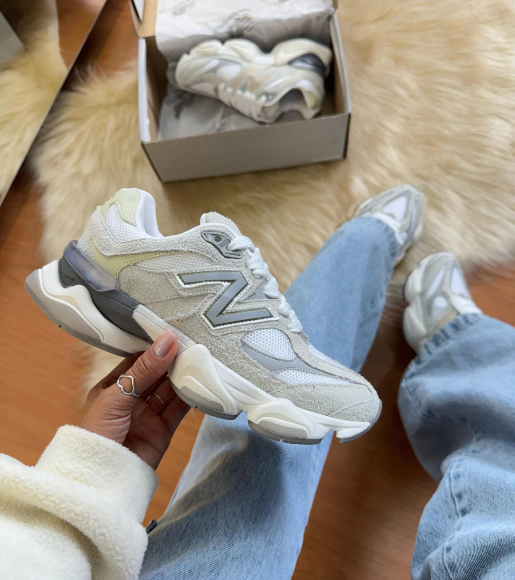 Tênis New Balance 9060 Off Cinza Couro 100% Legítimo