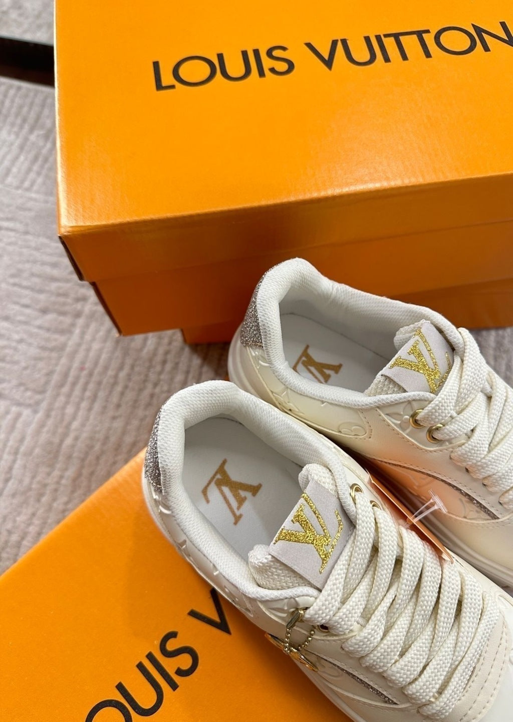 Tênis Louis Vuitton Branco Plataforma