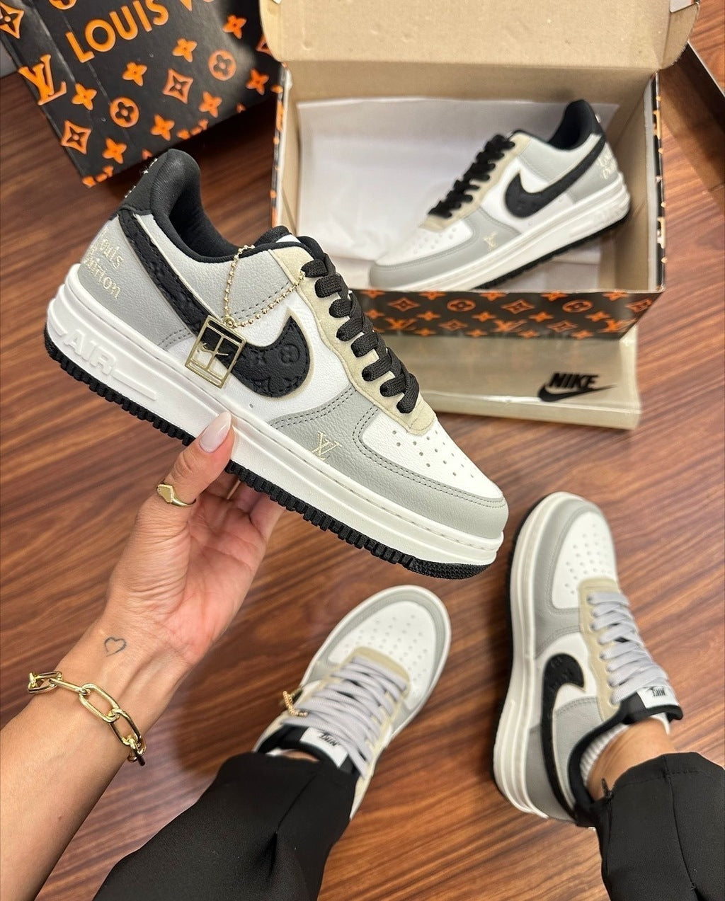 Tênis Nike Air Force Louis Vuitton Preto