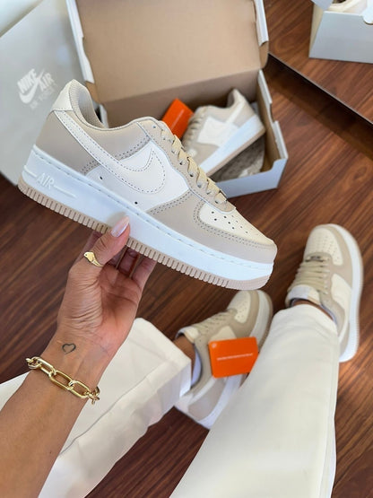 Tênis Nike Air Force Creme Prime