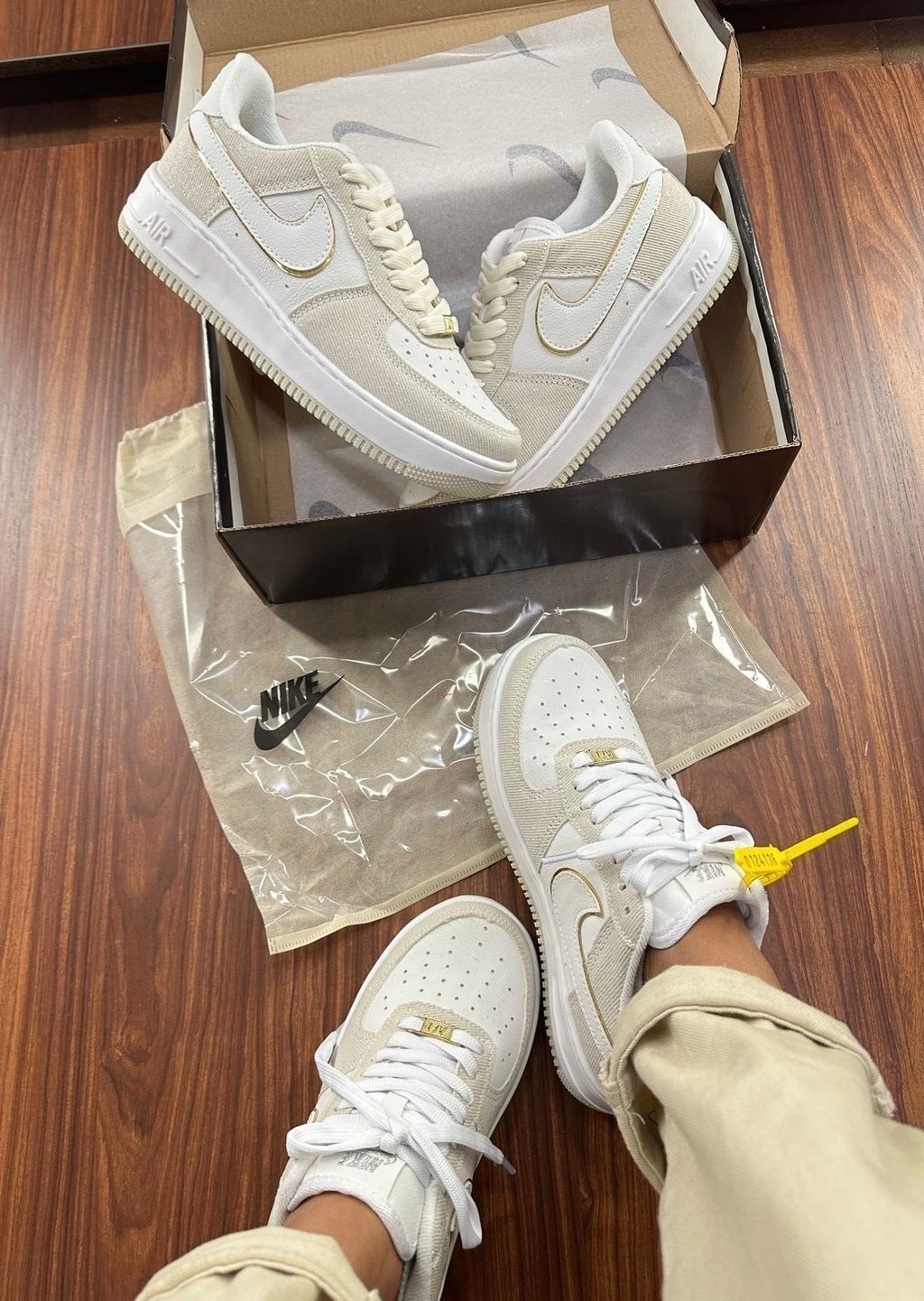 Tênis Nike Air Force Nude Luxo