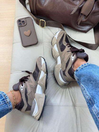Tênis New Balance 9060 Castor Café Couro 100% Legítimo