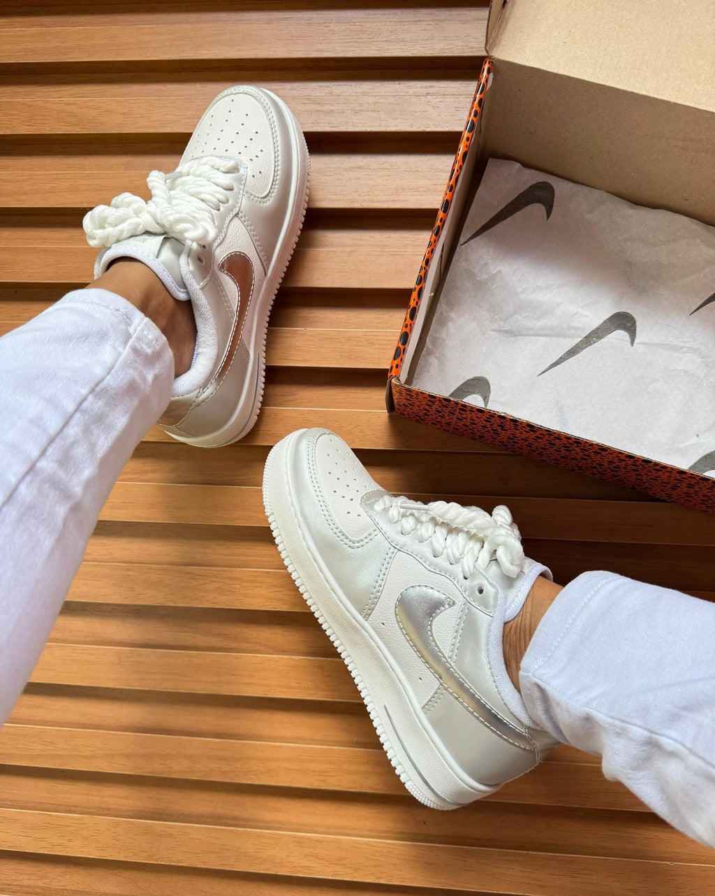 Tênis Nike Air Force Metalizado Luxo