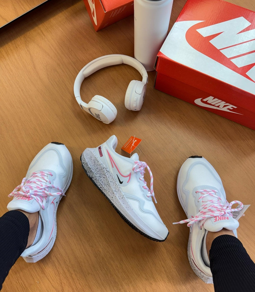 Tênis Nike Zoom React NK 47 Prime