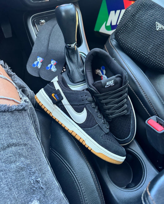 Tênis Nike Dunk Low Preto Teddy Bear
