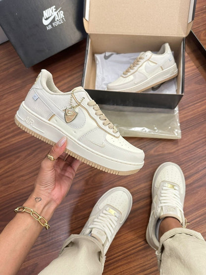 Tênis Nike Air Force Nude Prime