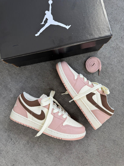 Tênis Nike Jordan Low 23 Creme Rose Prime