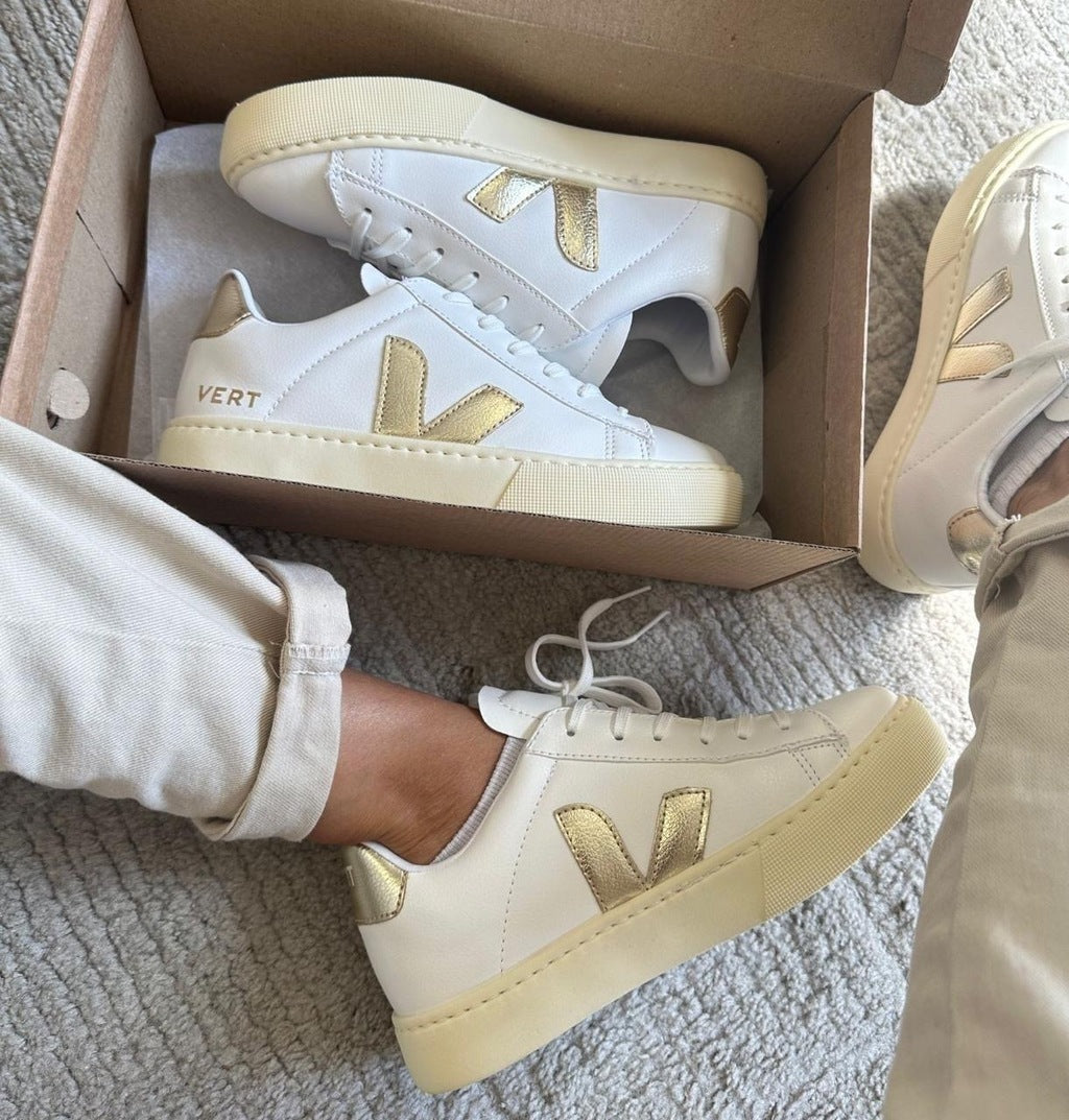 Tênis V Cadarço Branco Ouro Premium