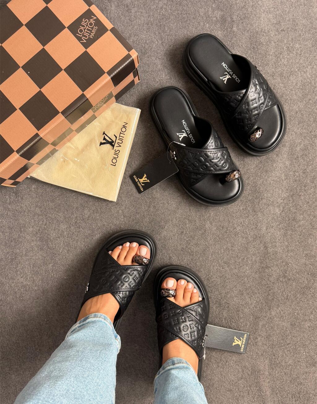 Flat Louis Vuitton Luxo