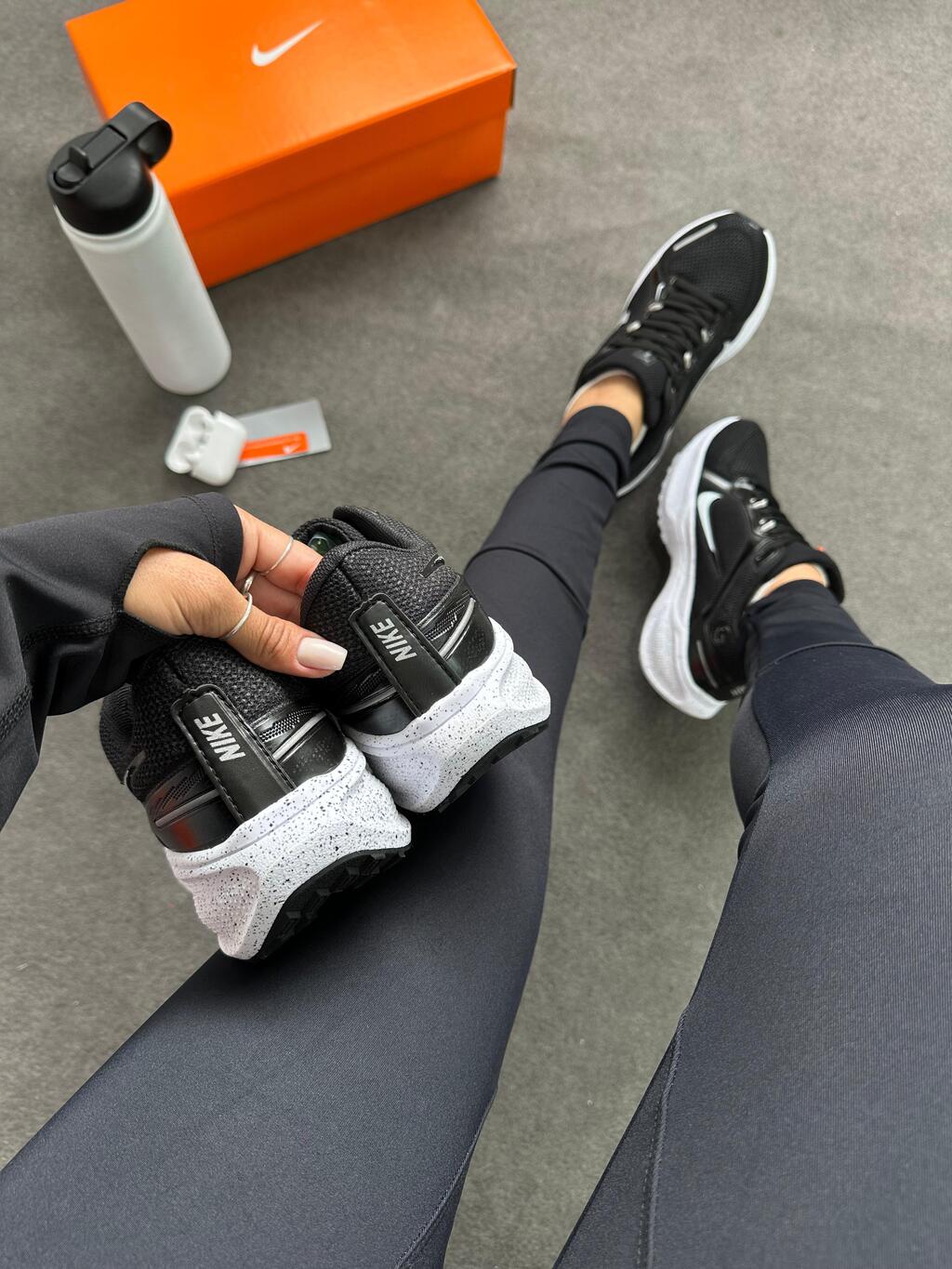 Tênis Nike Air Zoom Pegasus 41 Preto e Branco