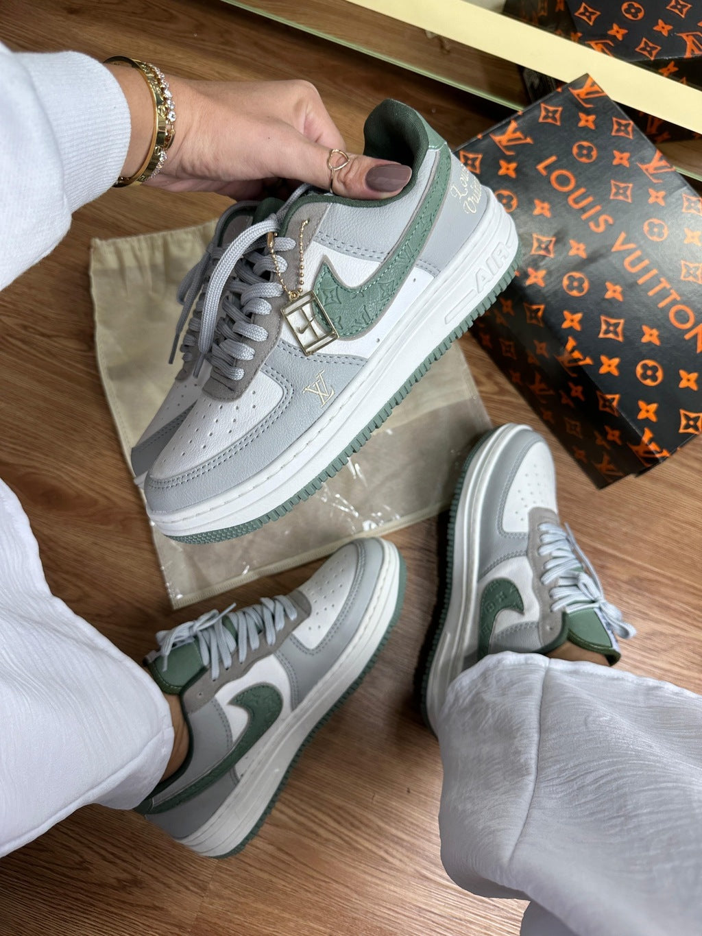 Tênis Nike Air Force LV Verde