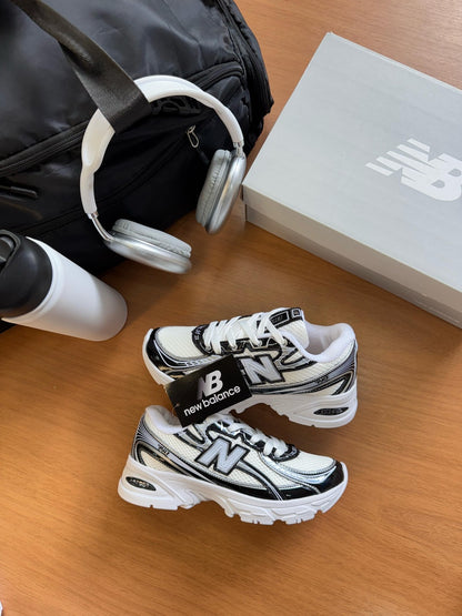 Tênis New Balance 740 Prime