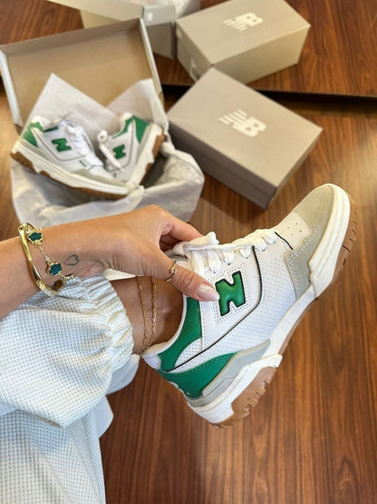 Tênis New Balance 550 Branco Verde - Lançamento