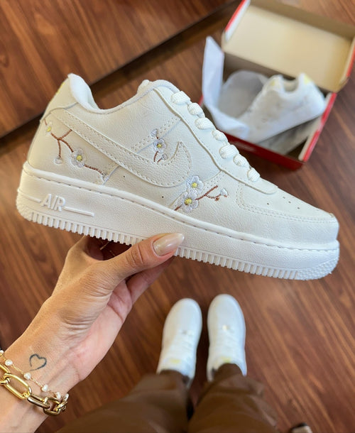 Tênis Nike Air Force Branco Flowers