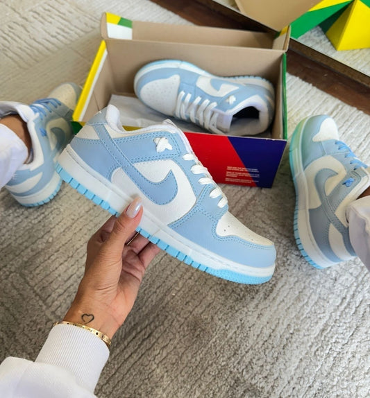 Tênis Nike Dunk Low Azul Bebê