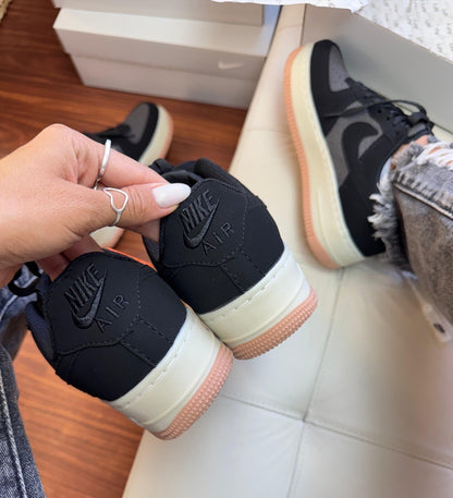 Tênis Nike Air Force Camurça Linho Luxo