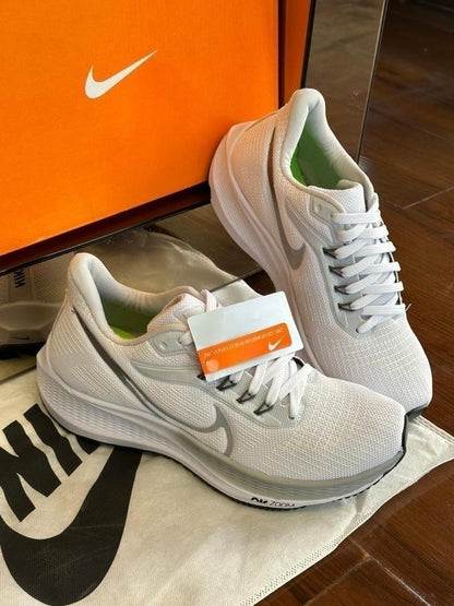 Tênis Nike Air Zoom Branco Esportivo