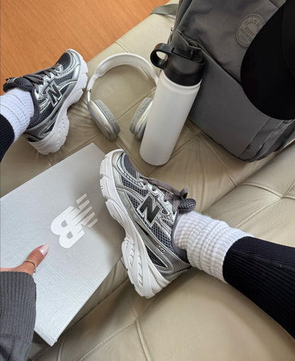 Tênis New Balance 740 Prime