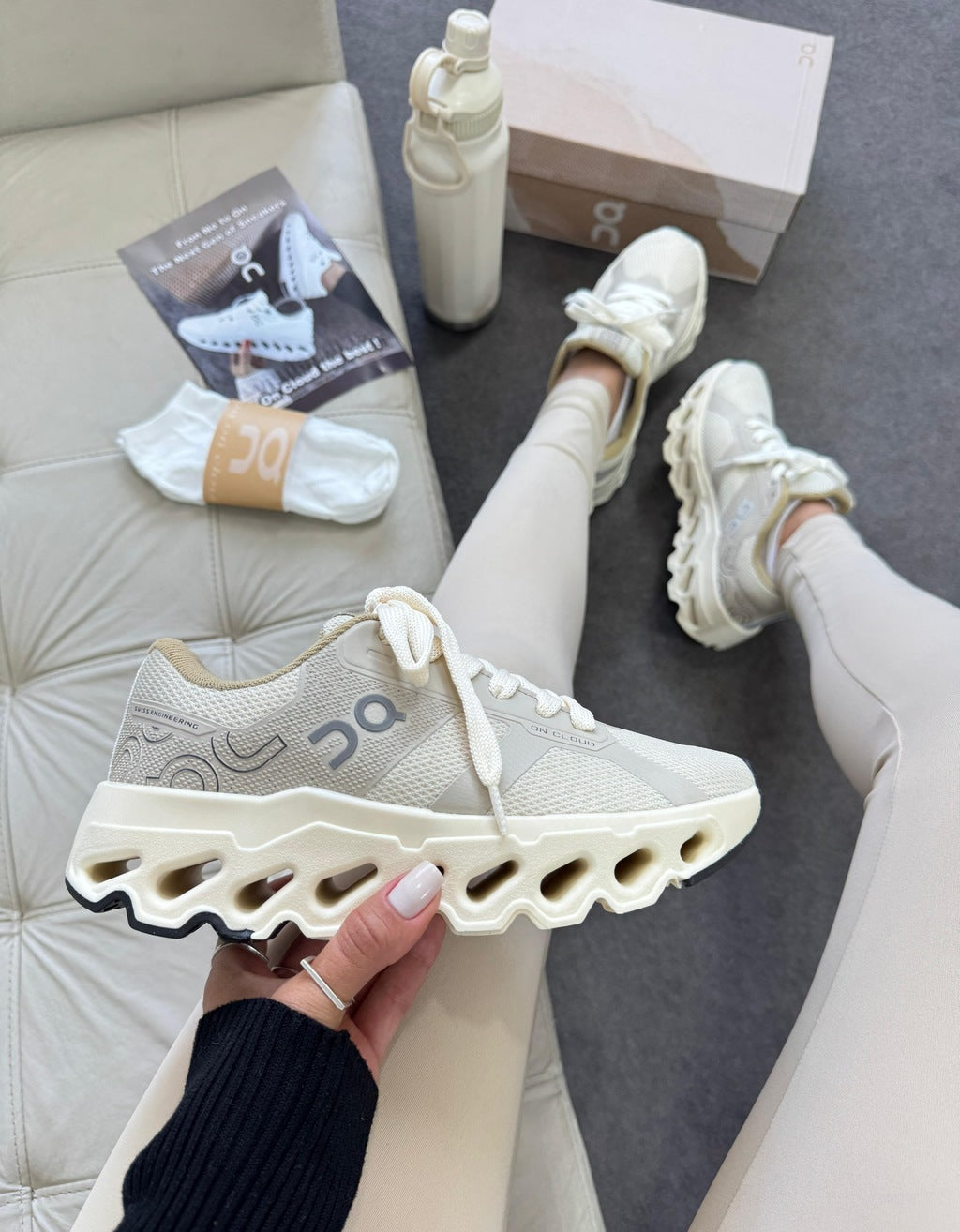 Tênis On Coudtilt Bege Prime