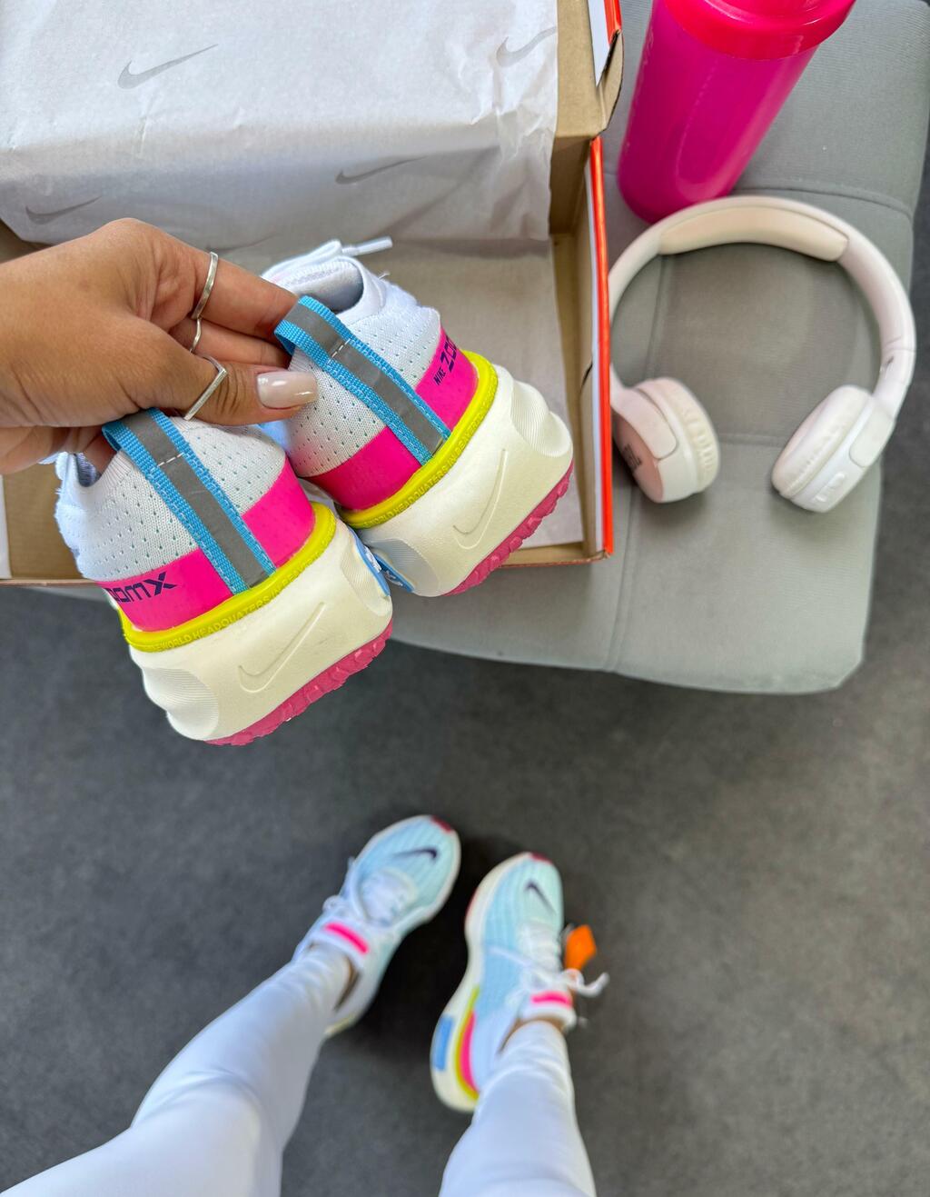 Tênis Nike Zoom X Invicible Run 3 Azul e Pink