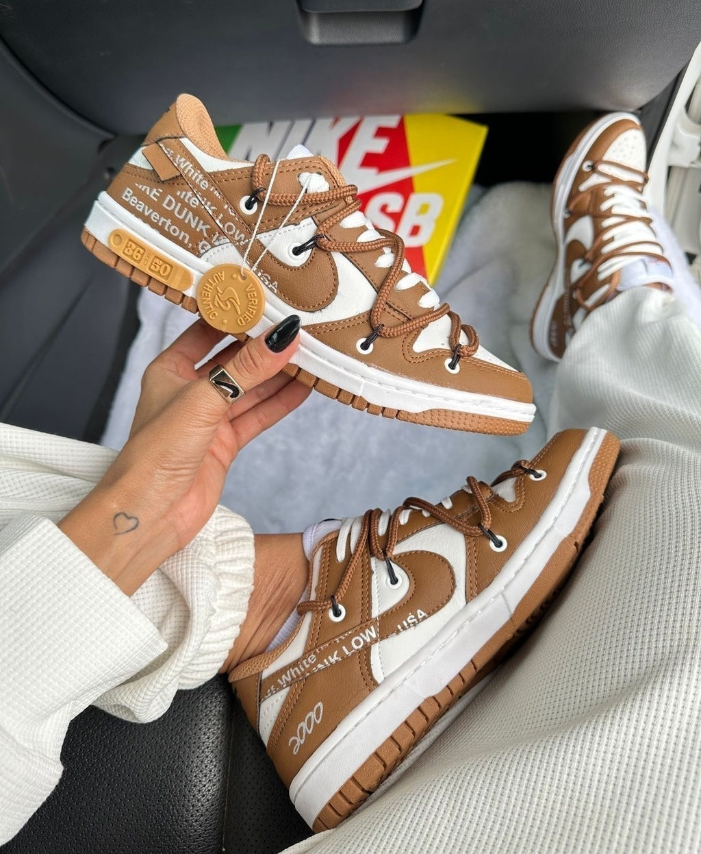 Tênis Nike Dunk Low Beaverton Off