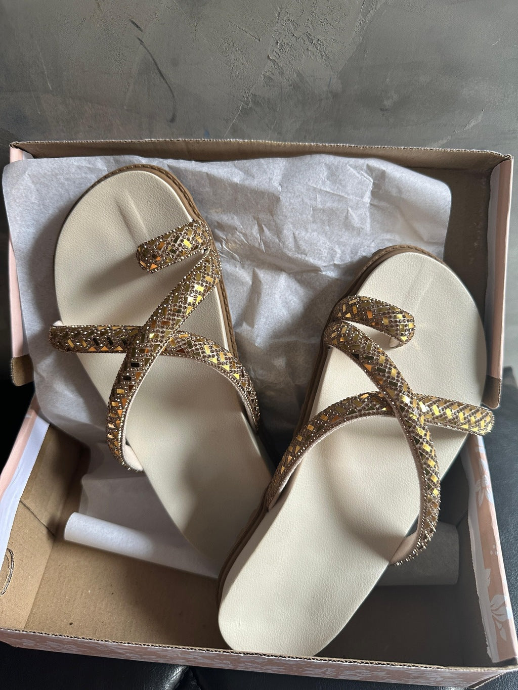 Papete Manu Ouro Litght