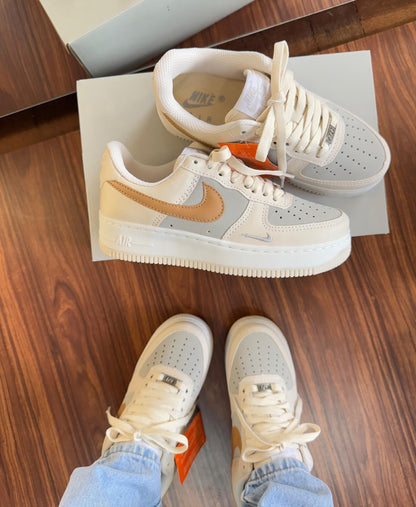 Tênis Nike Air Force Bege Cinza Prime