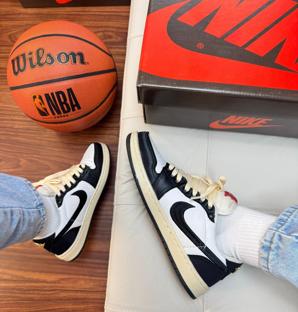 Tênis Nike Jordan Low X Travis Scott Prime