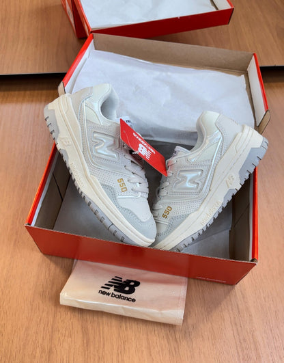 Tênis New Balance 550 Bege - Lançamento