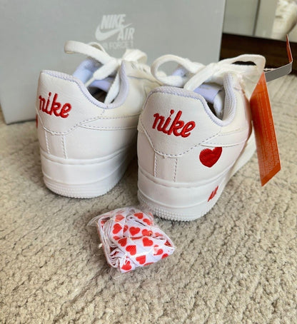 Tênis Nike Air Force Love - Edição Limitada