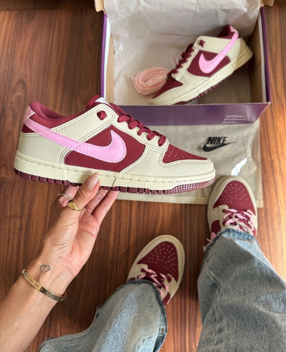 Tênis Nike Dunk Low Nude Marsala