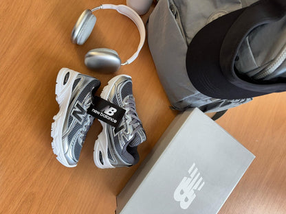 Tênis New Balance 740 Prime