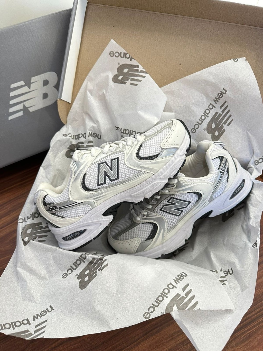 Tênis New Balance 530 Branco Retrô Luxo