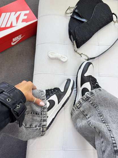 Tênis Nike Dunk Low Panda Couro Vegano