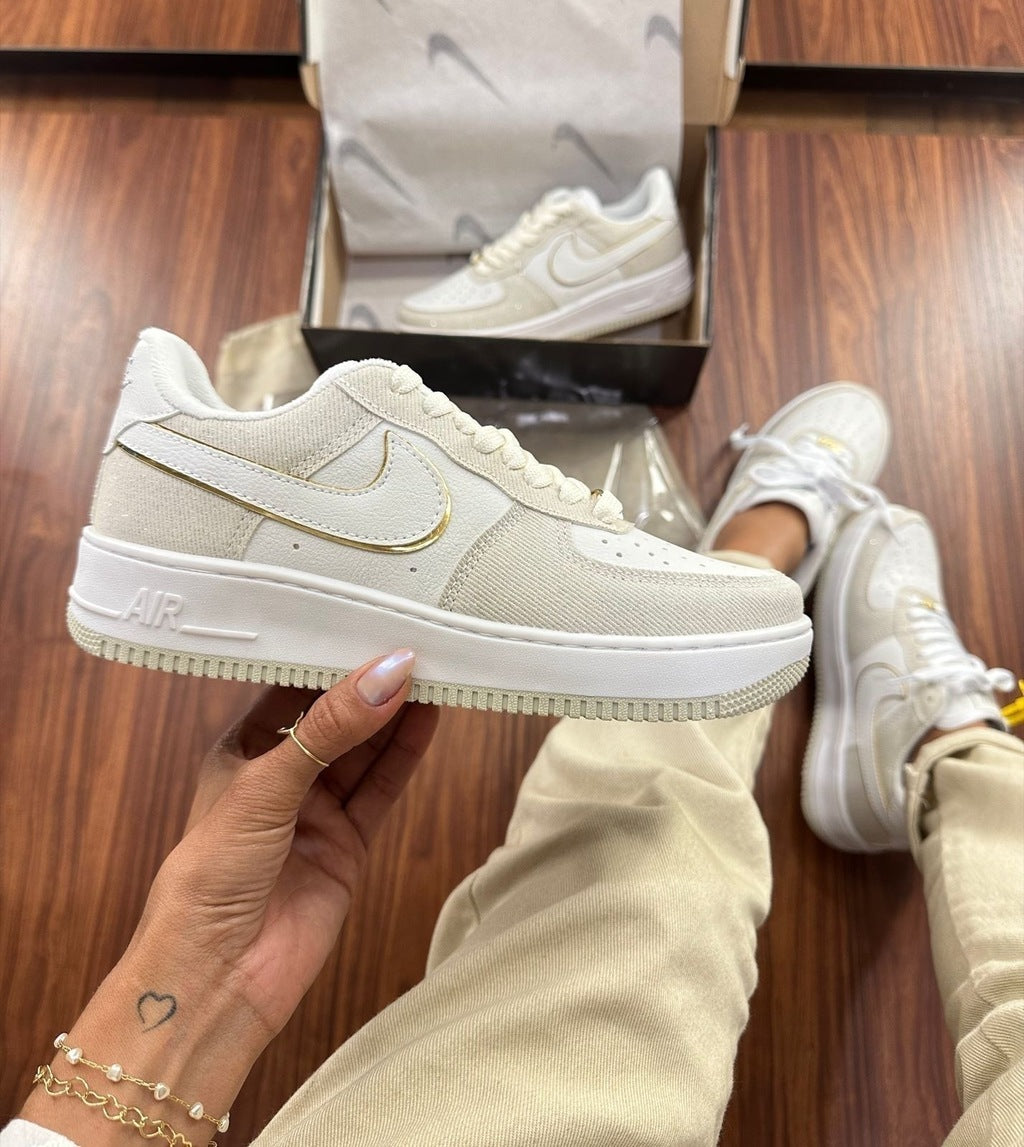 Tênis Nike Air Force Nude Luxo